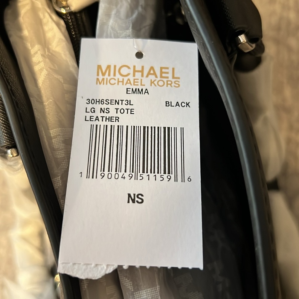 *NWT* Michael Kors Black Leather Emma Bag - Picture 6 of 16